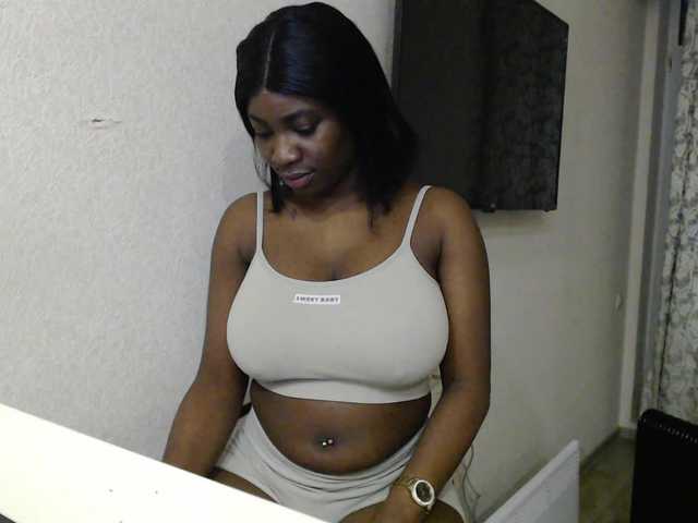 RussianBlackBaby's BongaCams show and profile