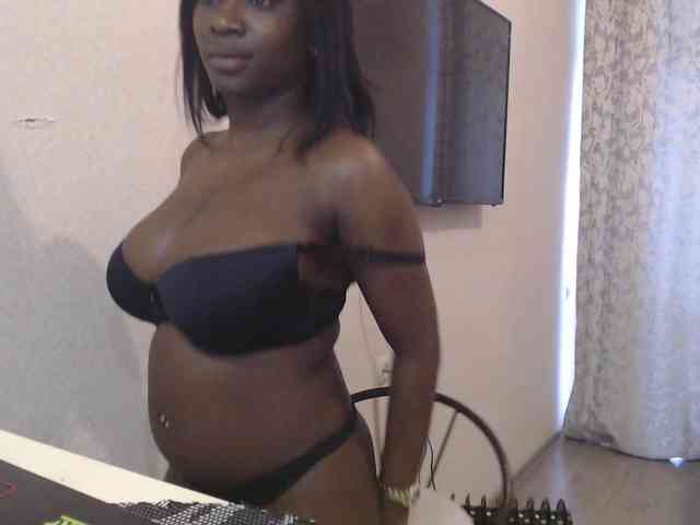 RussianBlackBaby Live Webcam on BongaCams