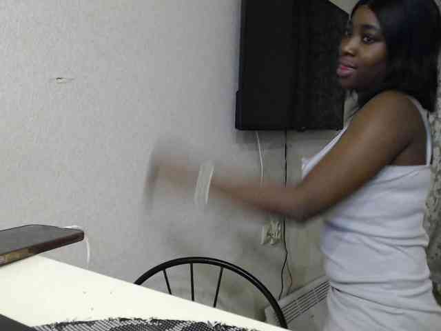 RussianBlackBaby Live Webcam on BongaCams