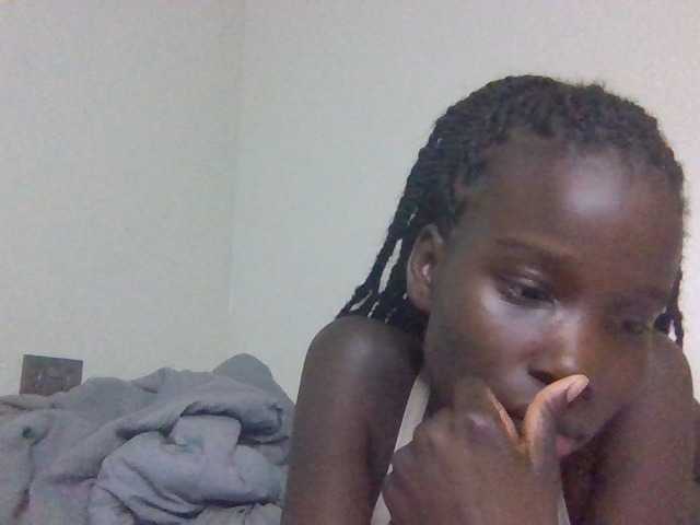 Pretty1231a Live Cam on BongaCams