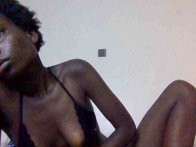 Pretty1231a webcam