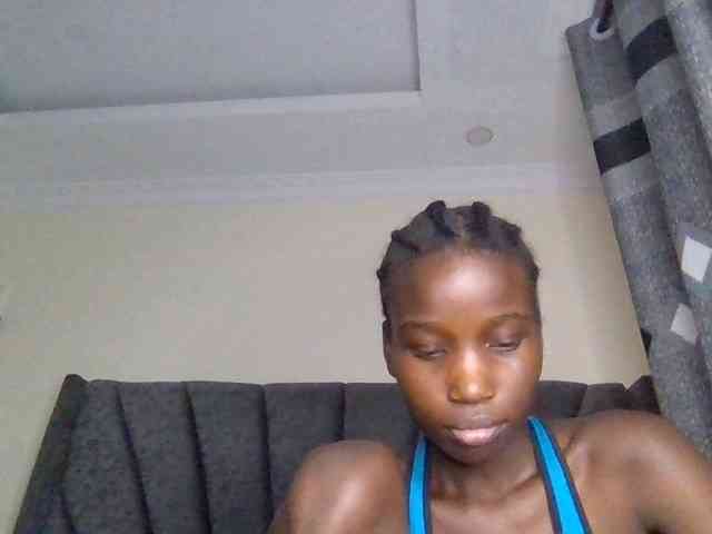 Pretty1231a Pretty1231a