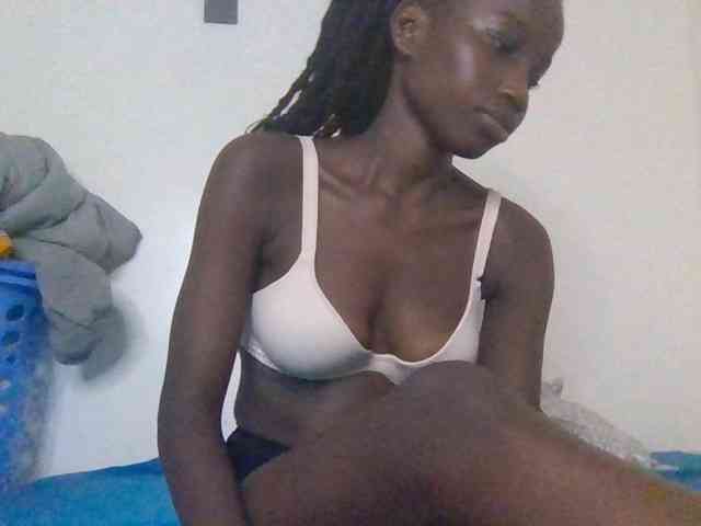 Pretty1231a Pretty1231a