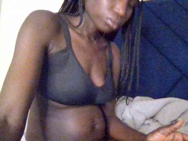 Pretty1231a Live Webcam on BongaCams