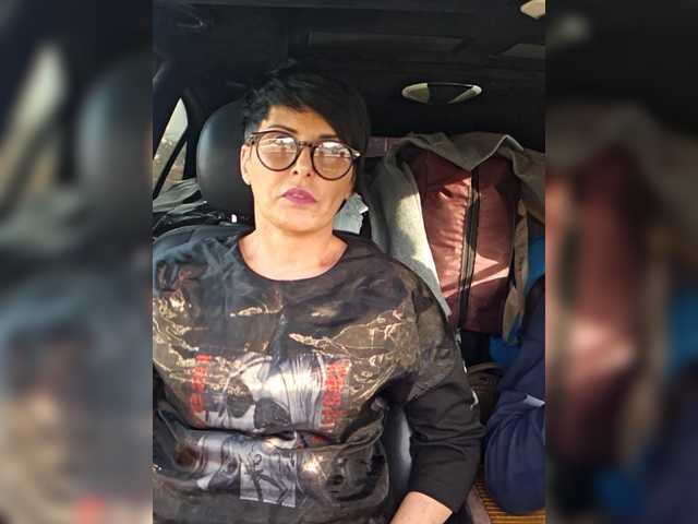 Sexiledi's BongaCams show and profile