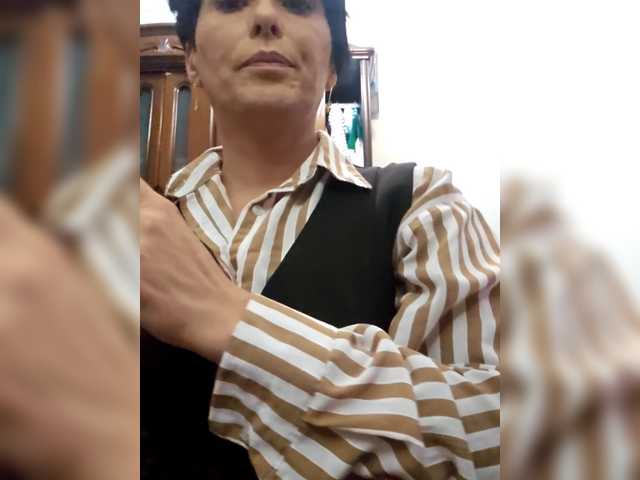 Sexiledi's BongaCams show and profile