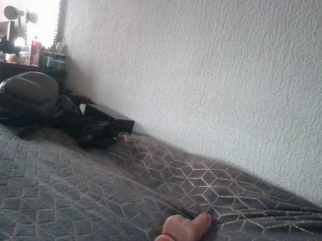 Sexiledi's BongaCams show and profile