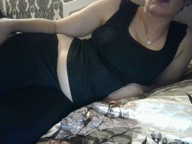 Sexiledi's BongaCams show and profile