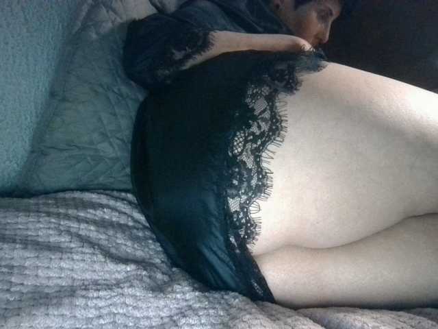 Sexiledi's BongaCams show and profile