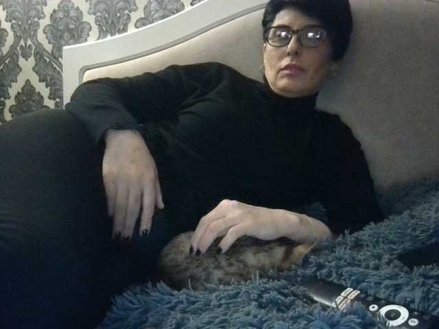 Sexiledi's BongaCams show and profile