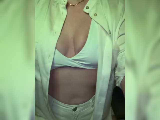 Alisaerorra – webcam model profile photo