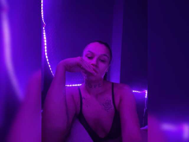 MokraPipunia04's BongaCams show and profile