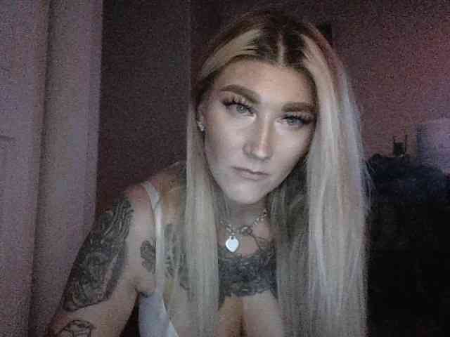 Bombshell-Baddiexx Bombshell-Baddiexx