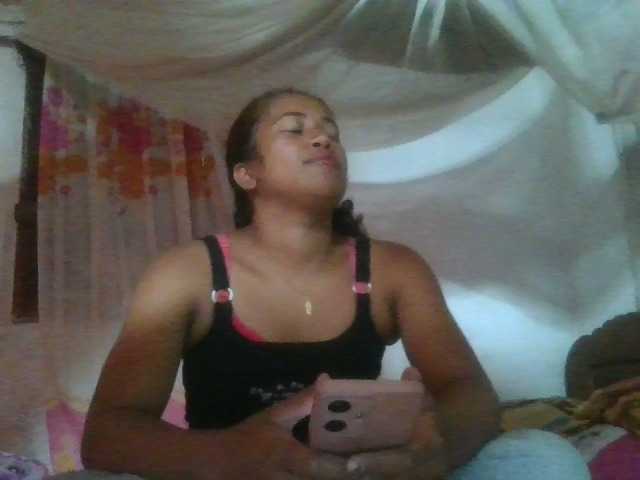 Krystal Xshine (KrystalXShine)