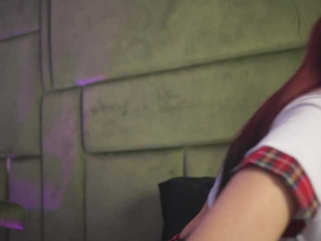 BlairLevine's BongaCams show and profile