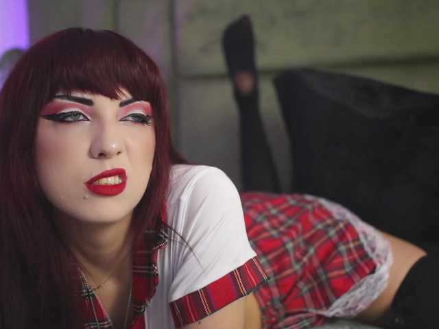 BlairLevine's BongaCams show and profile