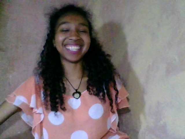 diniah22 — Freechat on BongaCams