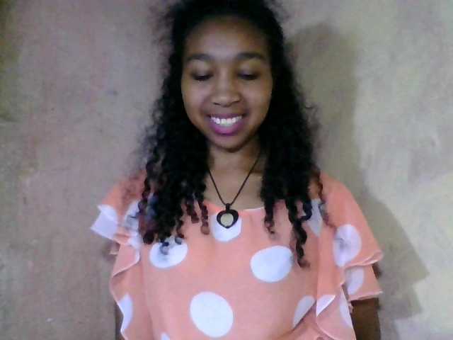 diniah22 — Freechat on BongaCams