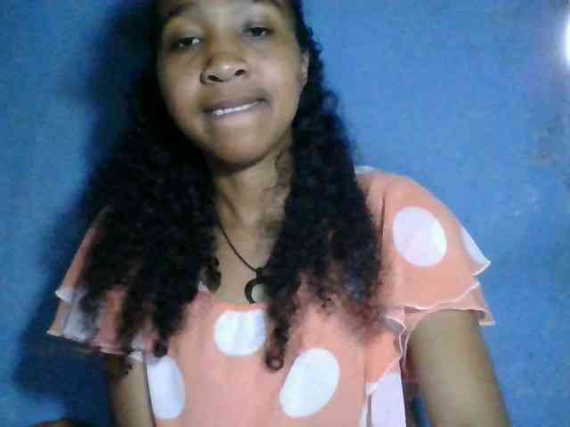 adult video cam Diniah22