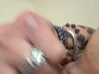 VeroniikaHostile Porn Show