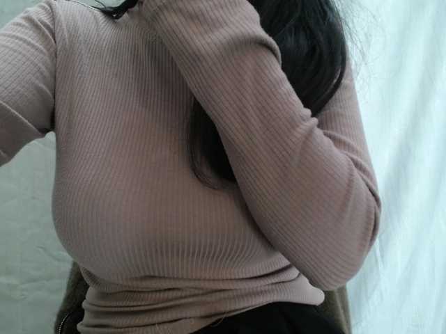 SalaChan's BongaCams show and profile