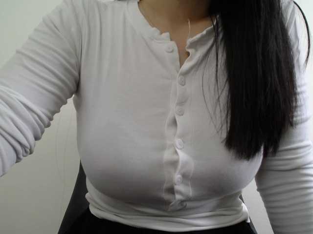 SalaChan's BongaCams show and profile