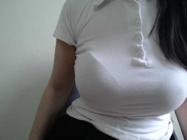 SalaChan's BongaCams show and profile