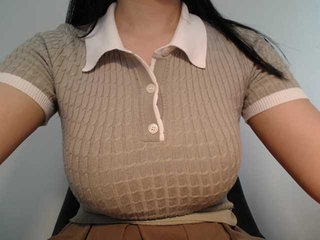 SalaChan's BongaCams show and profile