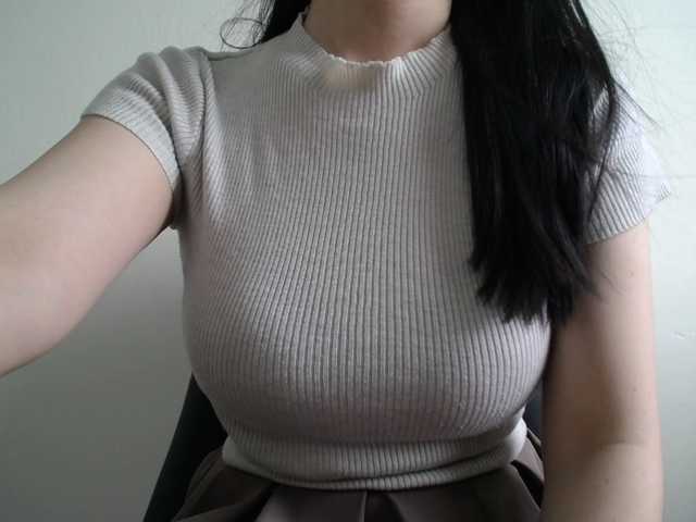 SalaChan's BongaCams show and profile