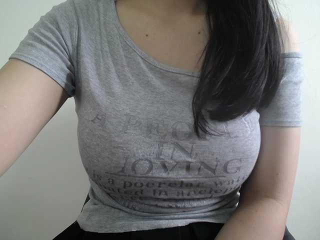 SalaChan's BongaCams show and profile