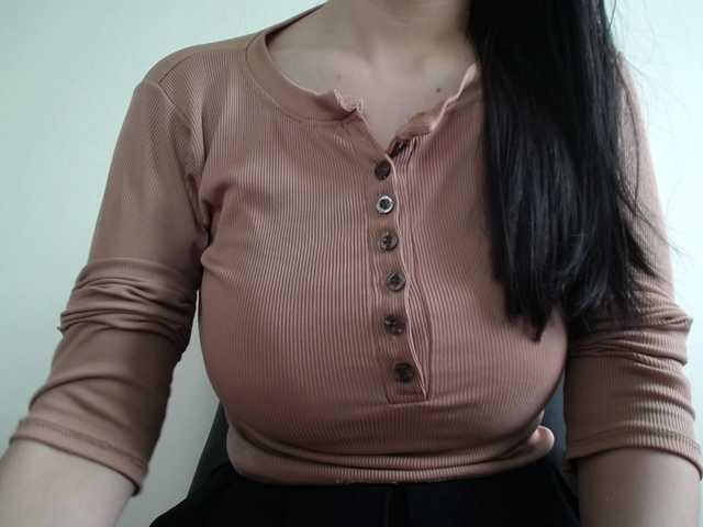 SalaChan's BongaCams show and profile