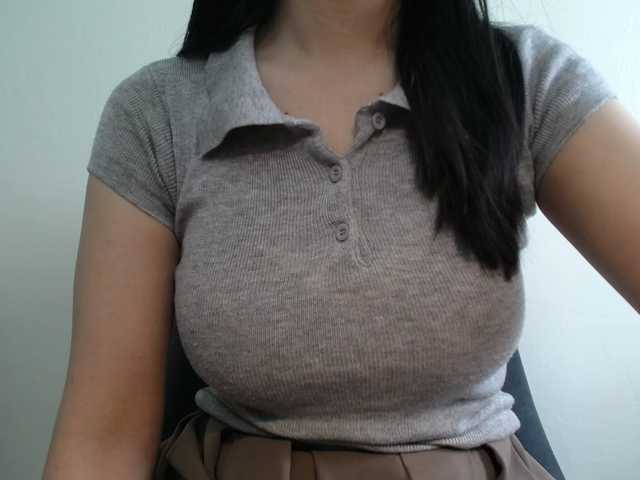 SalaChan's BongaCams show and profile