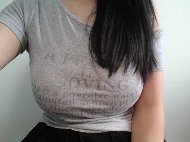 SalaChan's BongaCams show and profile