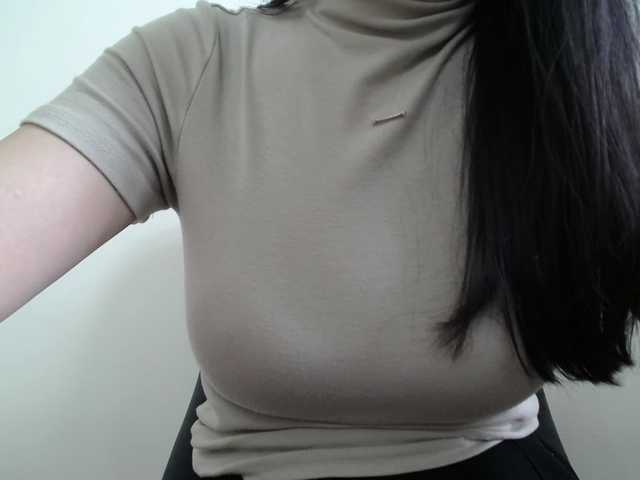 SalaChan's BongaCams show and profile