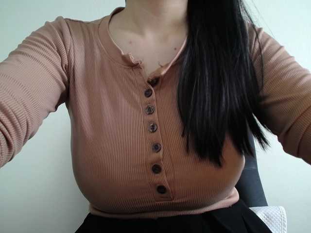 SalaChan's BongaCams show and profile