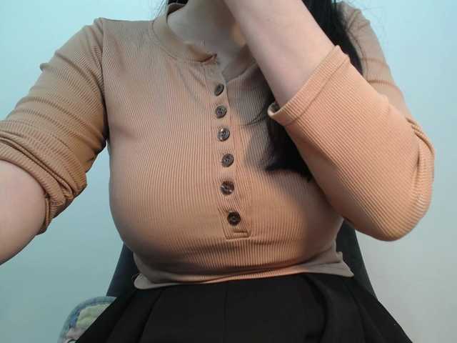 SalaChan's BongaCams show and profile