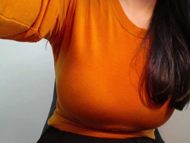 SalaChan's BongaCams show and profile