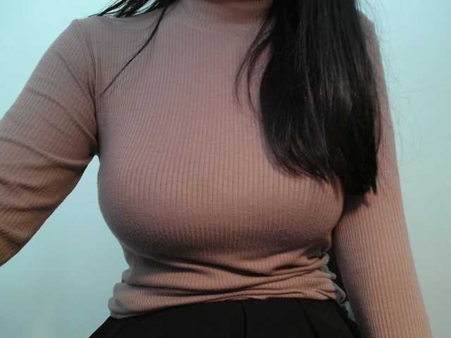 SalaChan's BongaCams show and profile