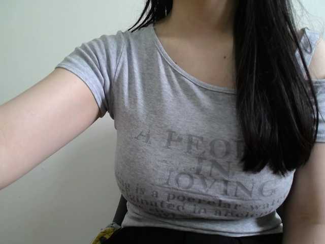 SalaChan's BongaCams show and profile