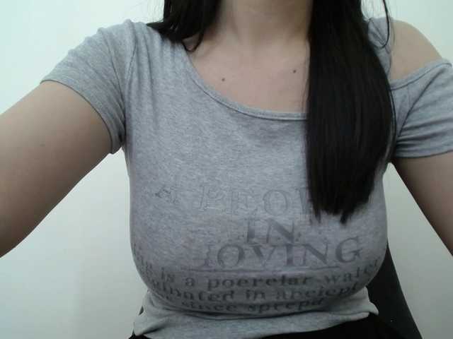 SalaChan's BongaCams show and profile