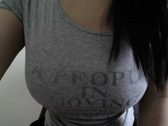 SalaChan's BongaCams show and profile