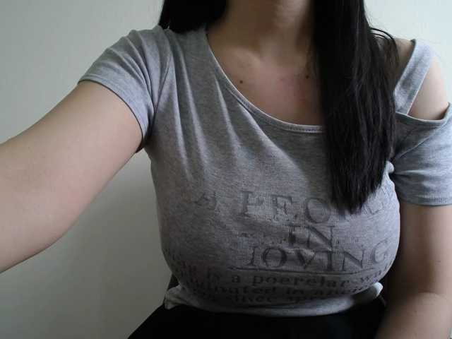 SalaChan live cam profile