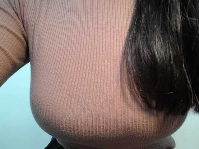 SalaChan's BongaCams show and profile