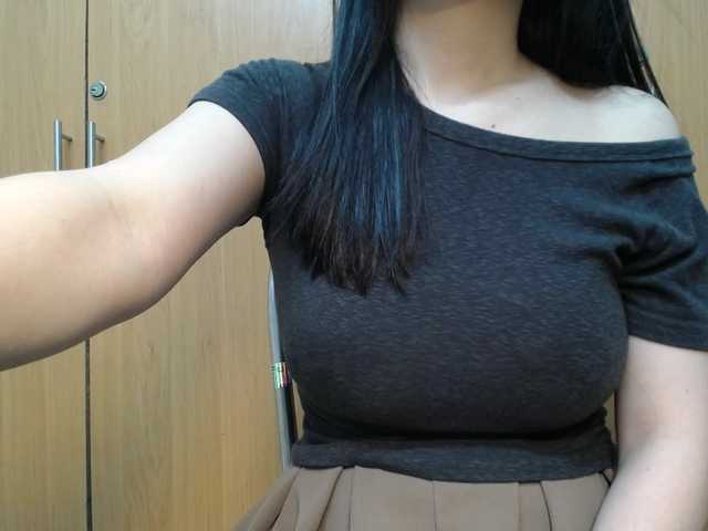 SalaChan's BongaCams show and profile