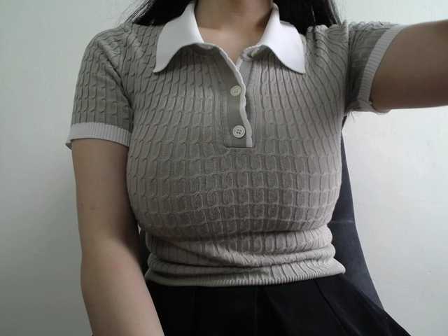 SalaChan live cam profile