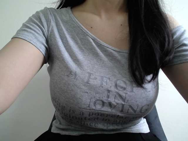 SalaChan's BongaCams show and profile