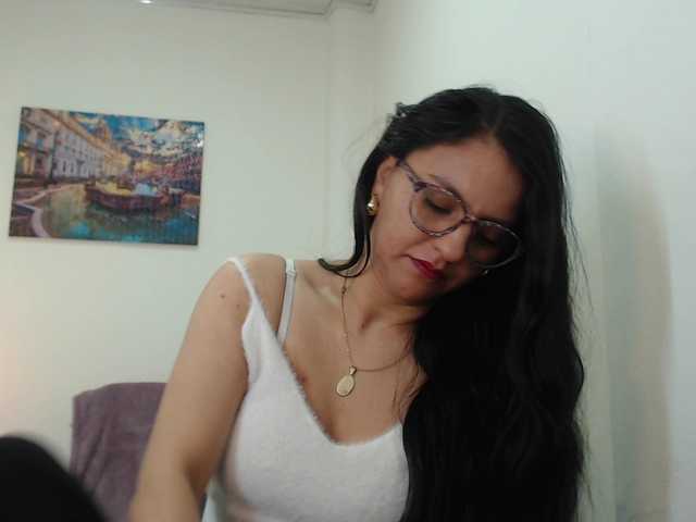 julietarossi's BongaCams show and profile