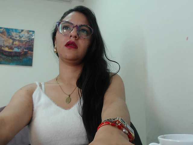 julietarossi's BongaCams show and profile