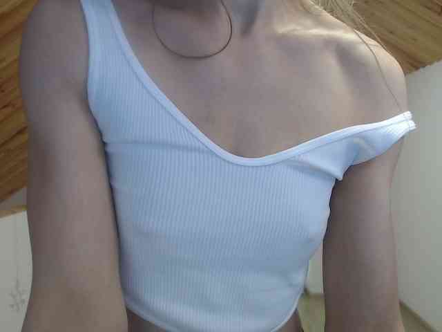 milusea Live Webcam on BongaCams