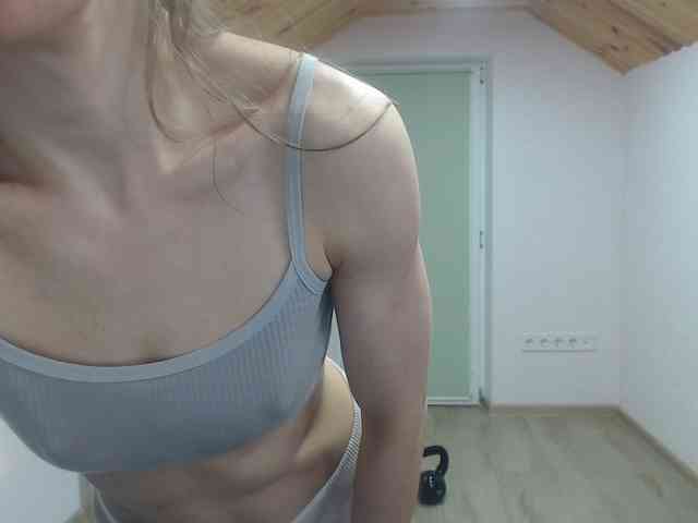 milusea Live Webcam on BongaCams